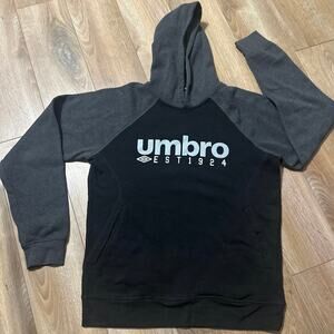 Umbro Est 1924 sweatshirt Hoodie vin-1990s black & grey w/graphic logo Sz Medium